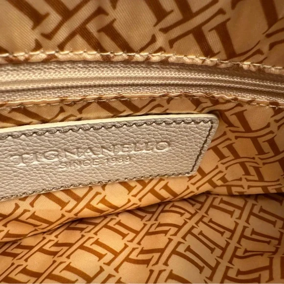 🤍 White Tignanello Purse 🤍 - Picture 4 of 5